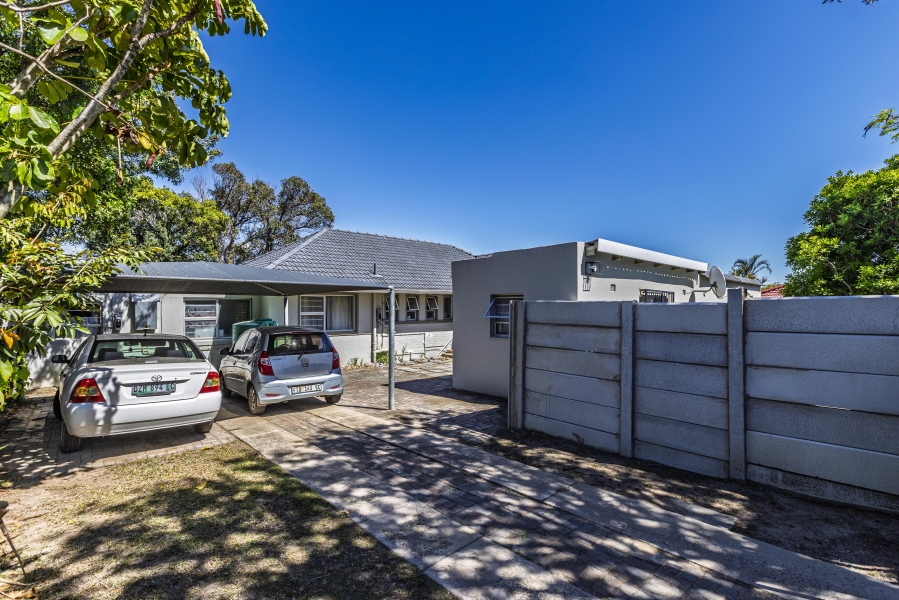 3 Bedroom Property for Sale in Beacon Bay Eastern Cape